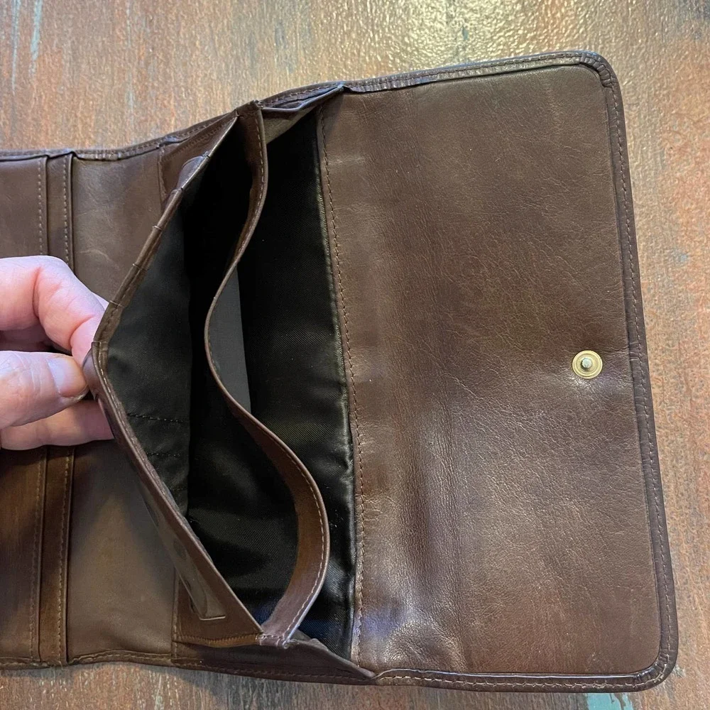 VTG Pacific Grove by Bosca Women's Leather Wallet